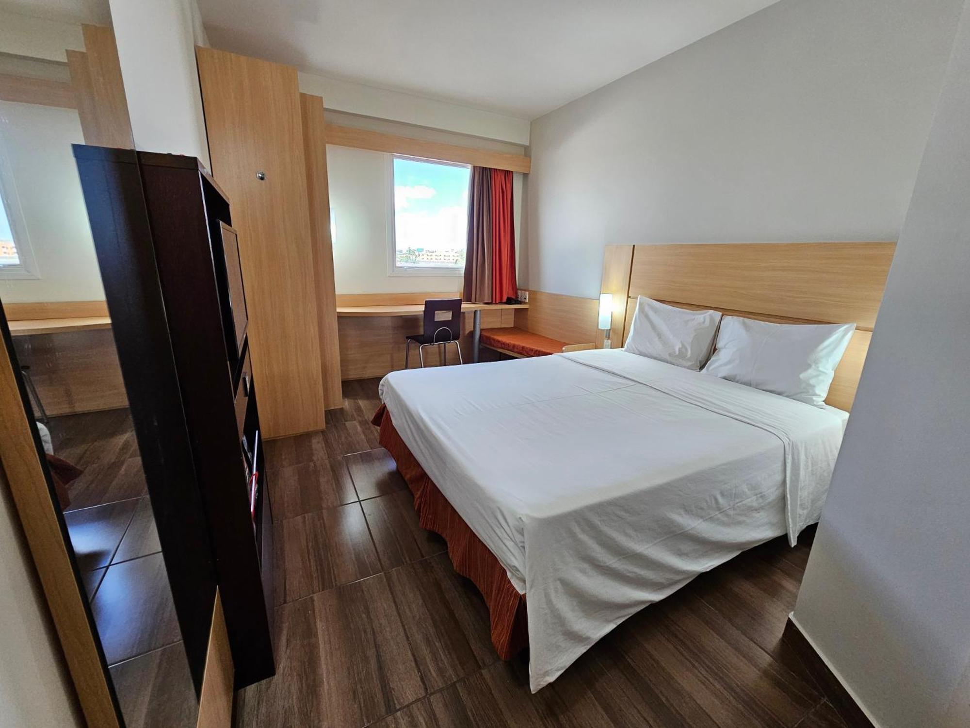 Готель Ibis Мосоро Екстер'єр фото